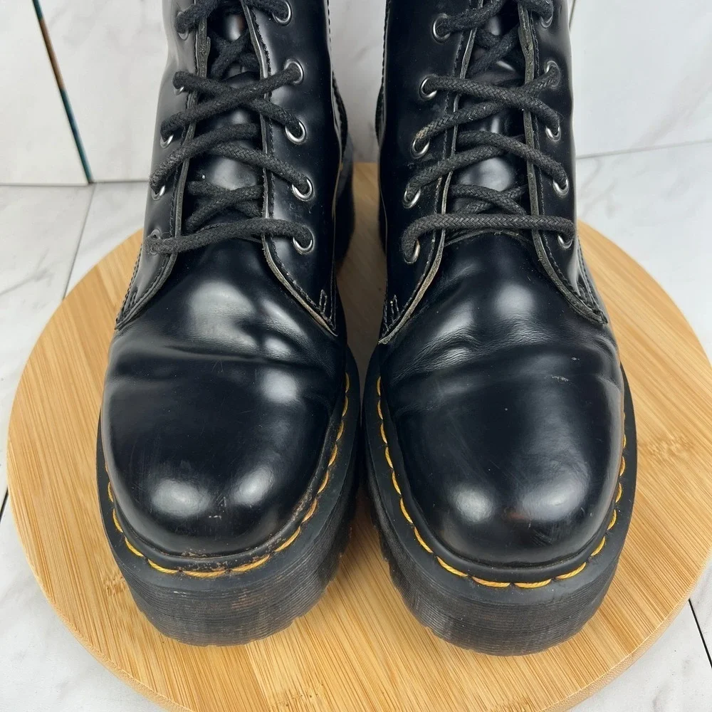 Dr. Martens dr doc
